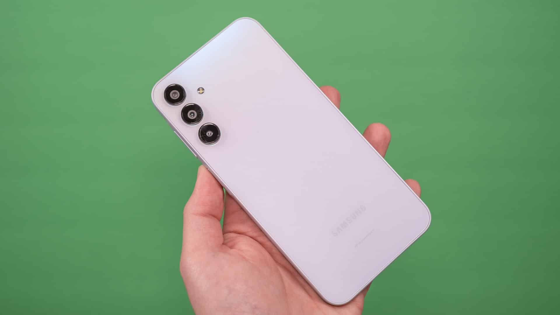Смартфон Samsung 2024 року випуску